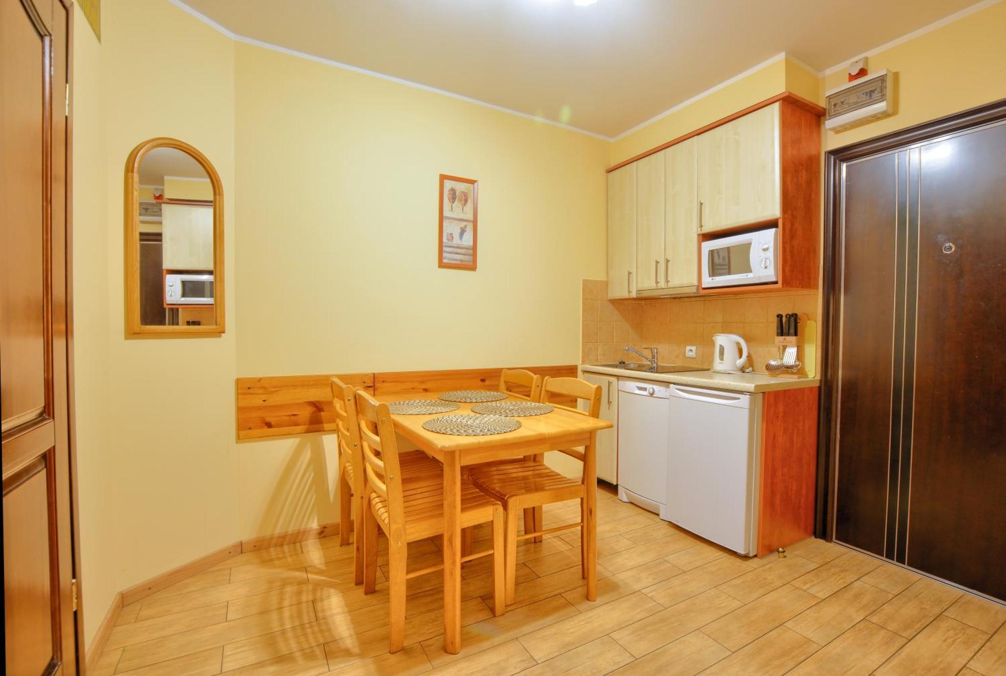 Apartamenty Na Pierwszym Pietrze クリニツァ・ズドルイ エクステリア 写真