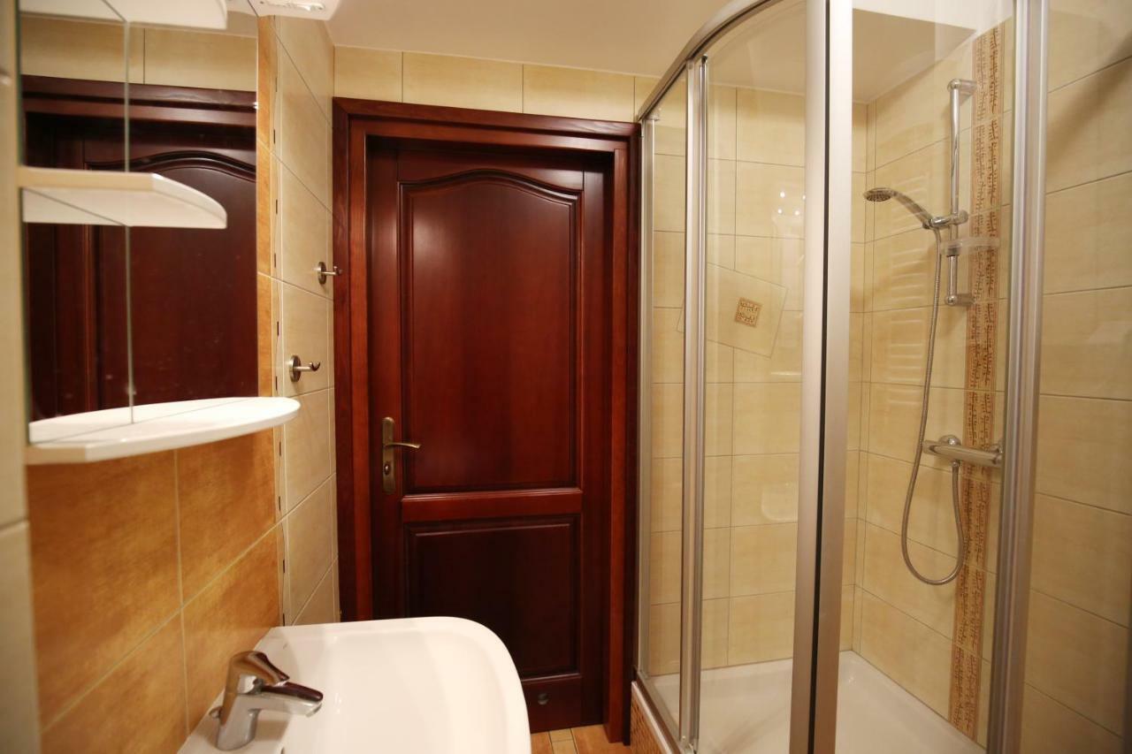 Apartamenty Na Pierwszym Pietrze クリニツァ・ズドルイ エクステリア 写真